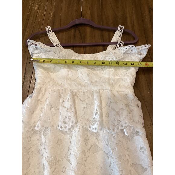 Revolve Likely Leigh White Lace Sleeveless strappy eyelet Midi Dress Size 2 NWT - Picture 4 of 10